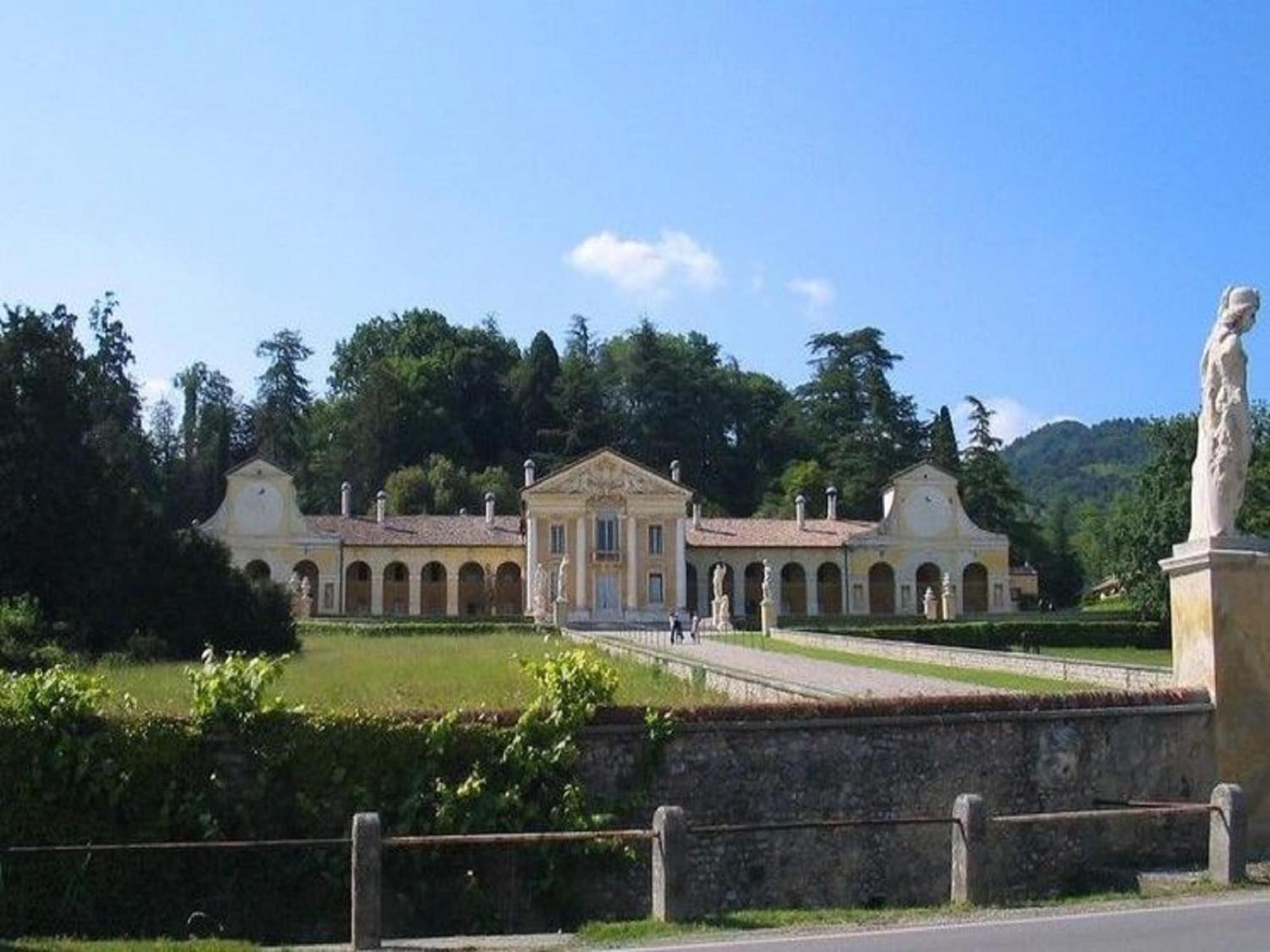 Modern Farmhouse In Pagnano Italy Near Forest Villa Asolo Exterior photo